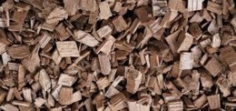 Il legno immagazzina l'elettricità solare estiva